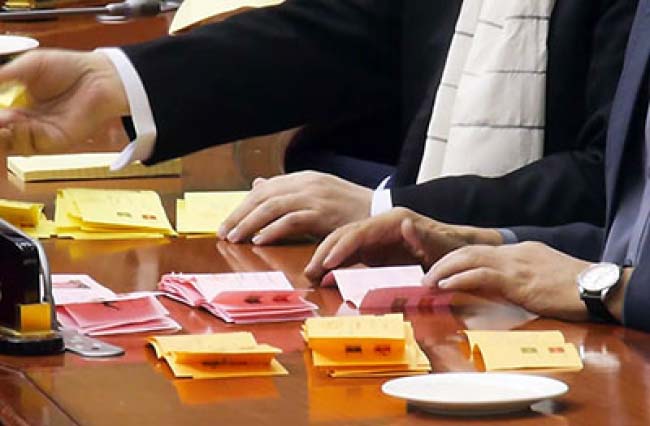 Govt Criticized for its Issues around the Dismissal of Ministers
